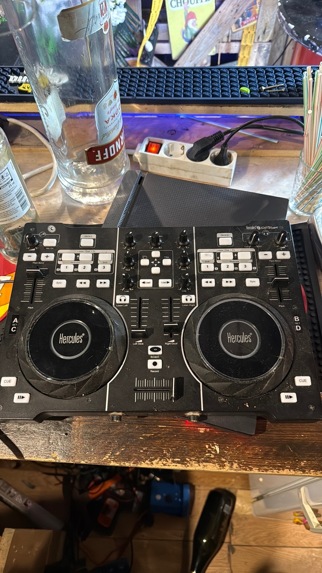 Hercules djset4, Ophalen, Gebruikt, Dj-set, Overige merken