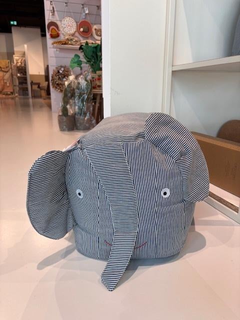 OYOY Erik Elephant Poef, Ophalen, Nieuw