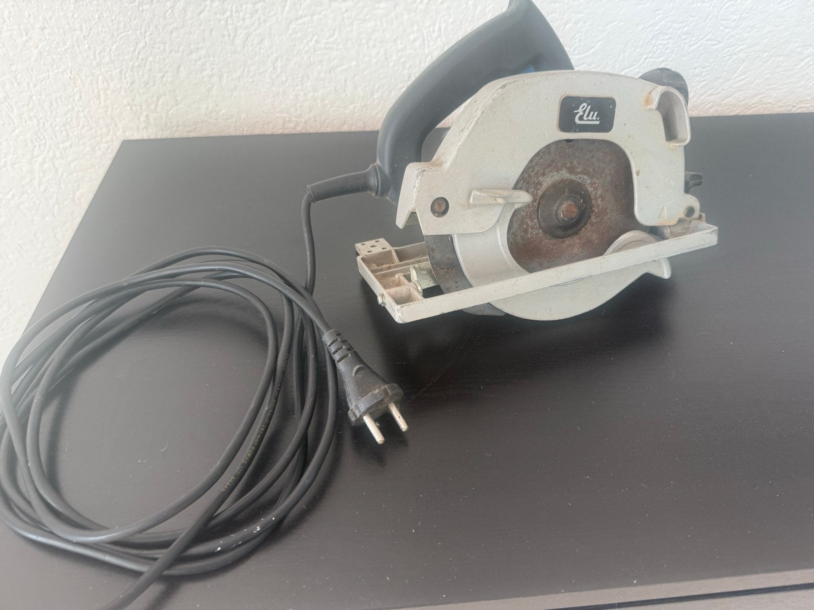 Elu MH151 Cirkelzaag 850W, Doe-het-zelf en Verbouw, Gereedschap | Zaagmachines, Ophalen, Gebruikt, Cirkelzaag, 600 tot 1200 watt