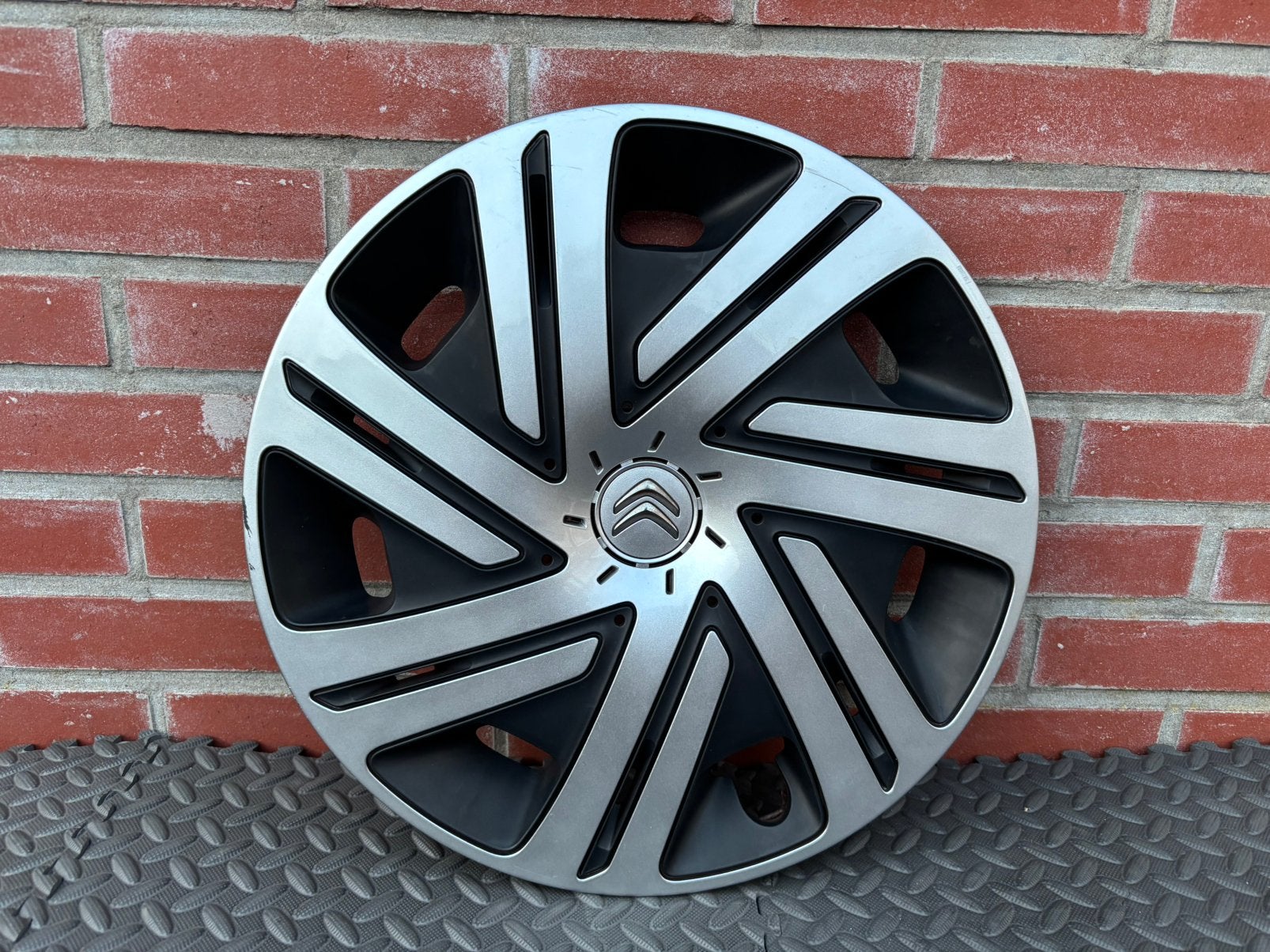 1 originele Citroen Berlingo en C3 wieldop 15 inch, Auto diversen, Wieldoppen, Gebruikt, Ophalen of Verzenden