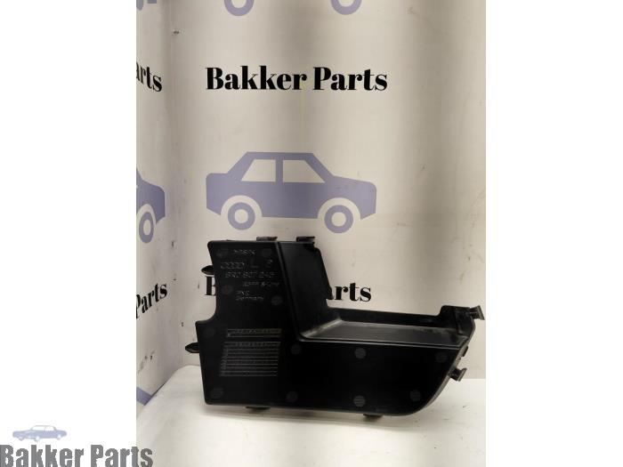 Bumperdeel links-voor van een Audi Q5, Auto-onderdelen, Gebruikt, -, -, Bumper