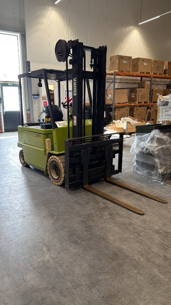 Clark EPM30N elektrische heftruck  3 ton 3,72 m incl. lader, Ophalen, 3000 tot 4000 kg, Heftruck, Clark