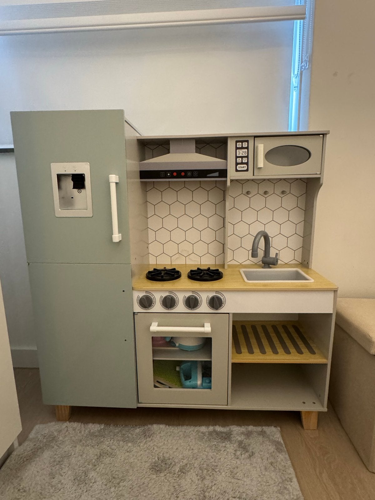 Speelkeuken met koelkast en accessoires - beschadigd, Ophalen, Gebruikt, Knutselen, Met licht