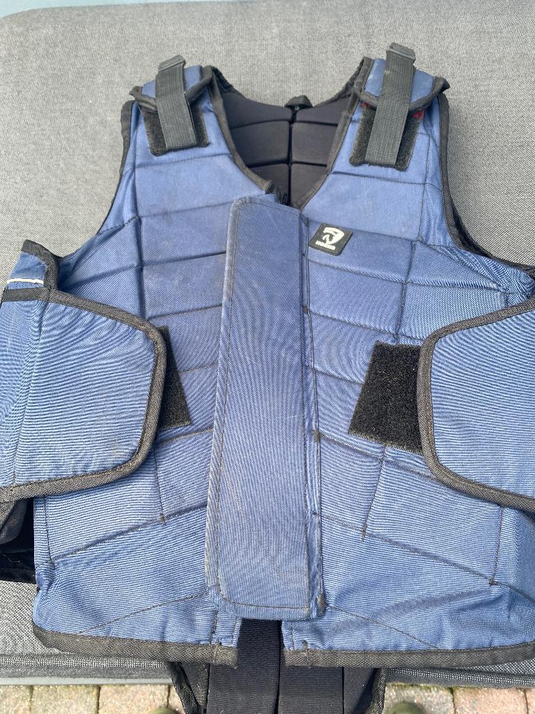 Body protector Maat S, Dieren en Toebehoren, Paarden en Pony's | Beschermers, Ophalen, Gebruikt, Rijden