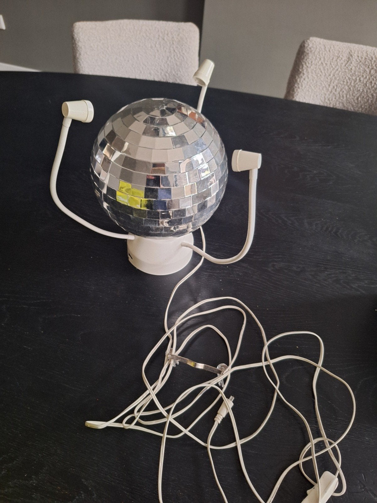 2 nieuwe discobalen met lampjes - Feestverlichting, Ophalen of Verzenden, Nieuw, Feestartikel, Verjaardag