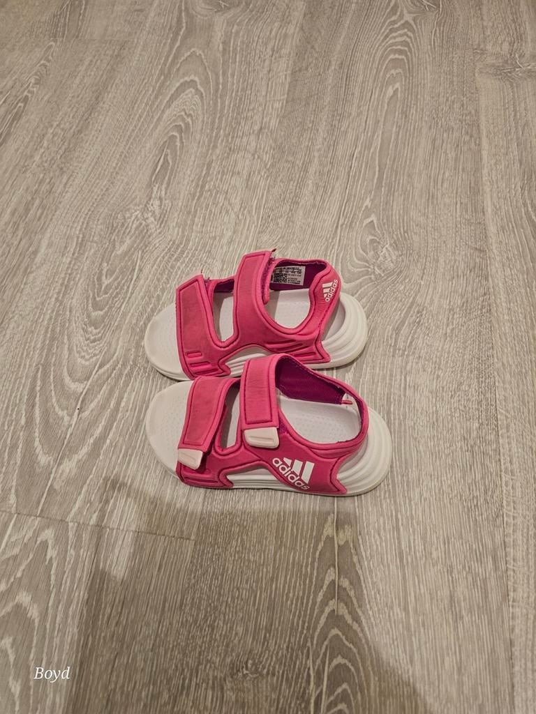 Adidas sandalen, Kinderen en Baby's, Ophalen, Adidas, Schoentjes, Meisje