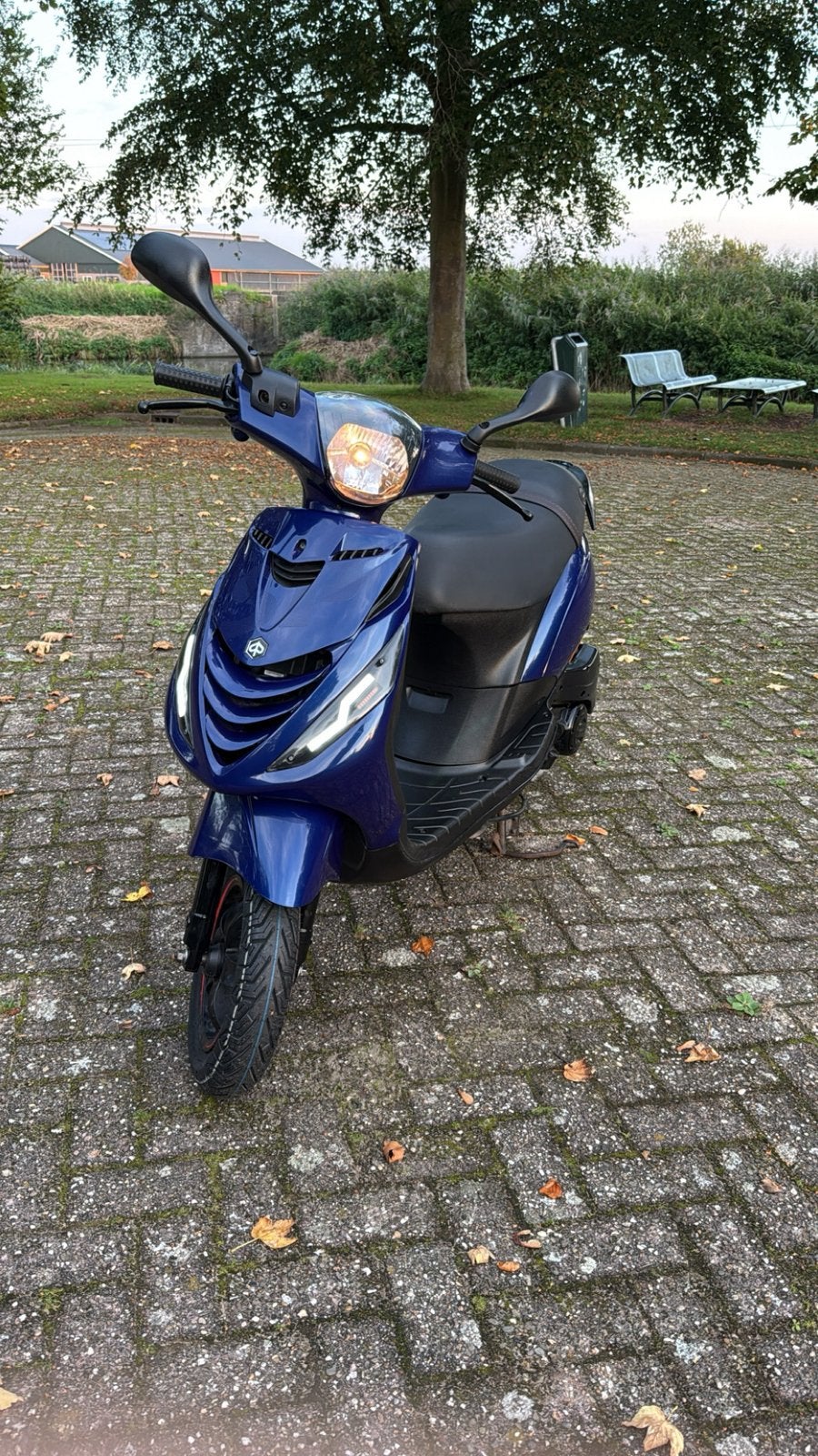 Piaggio Zip iGet 2022 Brom, Ophalen, Maximaal 45 km/u, Zip, Zo goed als nieuw