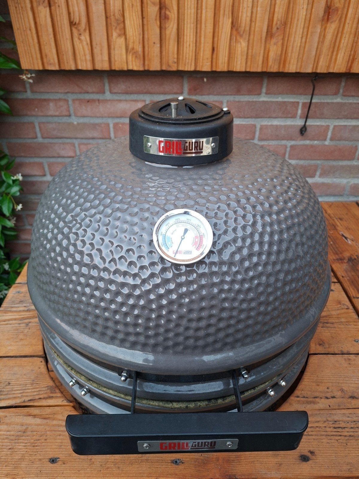 Grill Guru Medium inclusief tafel!, Tuin en Terras, Ophalen, Gebruikt, Grill Guru