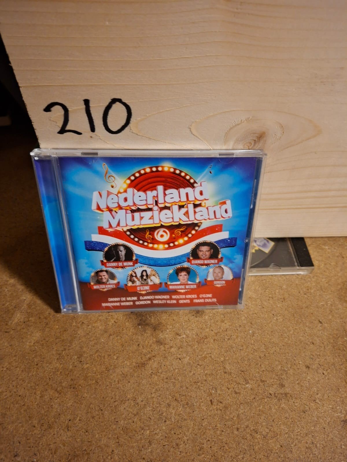 Nederland Muziekland CD - Diverse Artiesten, Ophalen of Verzenden, Gebruikt, Levenslied of Smartlap, Verzamelalbum