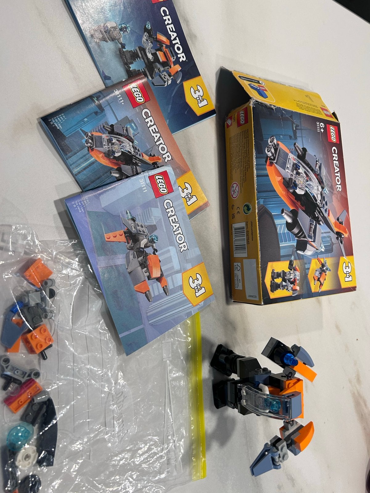 LEGO Creator 3in1 Ruimterobot 31111 met doos en boekjes, Ophalen of Verzenden, Zo goed als nieuw