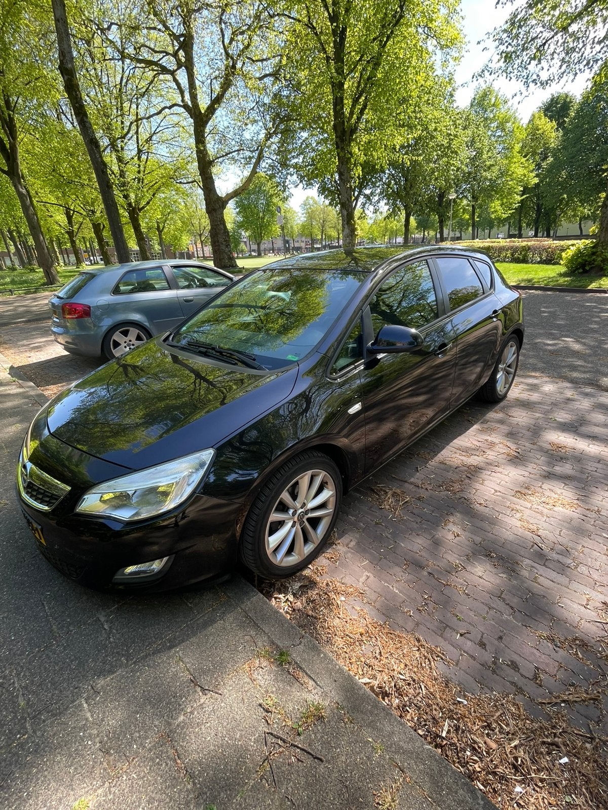 Opel Astra 1.4 Turbo Ecotec 103KW 5-D 2010 Zwart, Auto's, Opel, Particulier, Astra, Airbags, Alarm, Dakrails, Isofix, Metallic lak