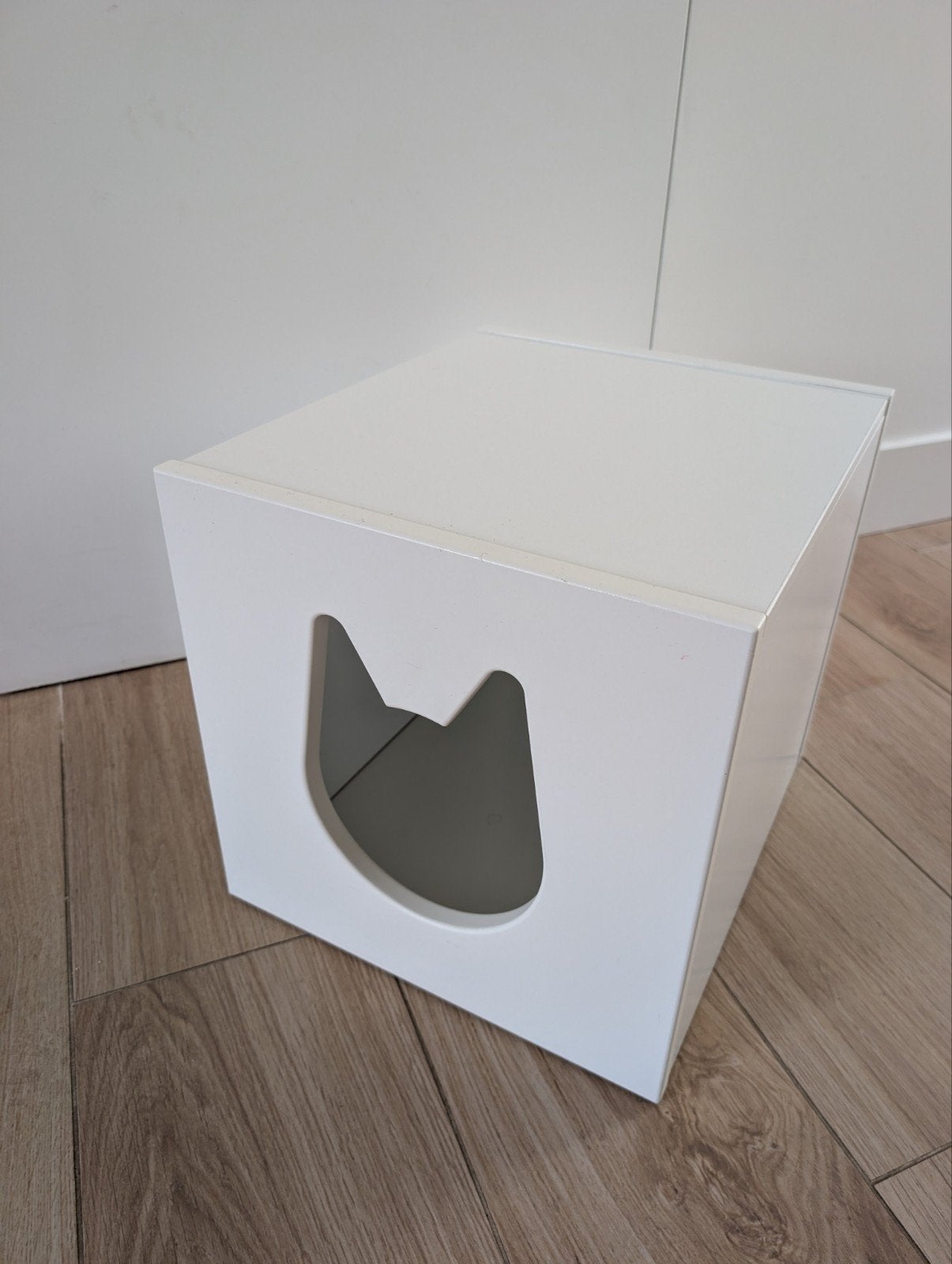 IKEA kallax kattenhuis / cathouse, Antiek en Kunst, Antiek | Meubels | Kasten, Ophalen