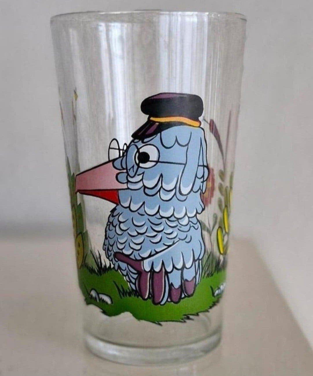 Fabeltjeskrant Glas Gerrit de Postduif, Ophalen of Verzenden, Zo goed als nieuw, Frisdrankglas