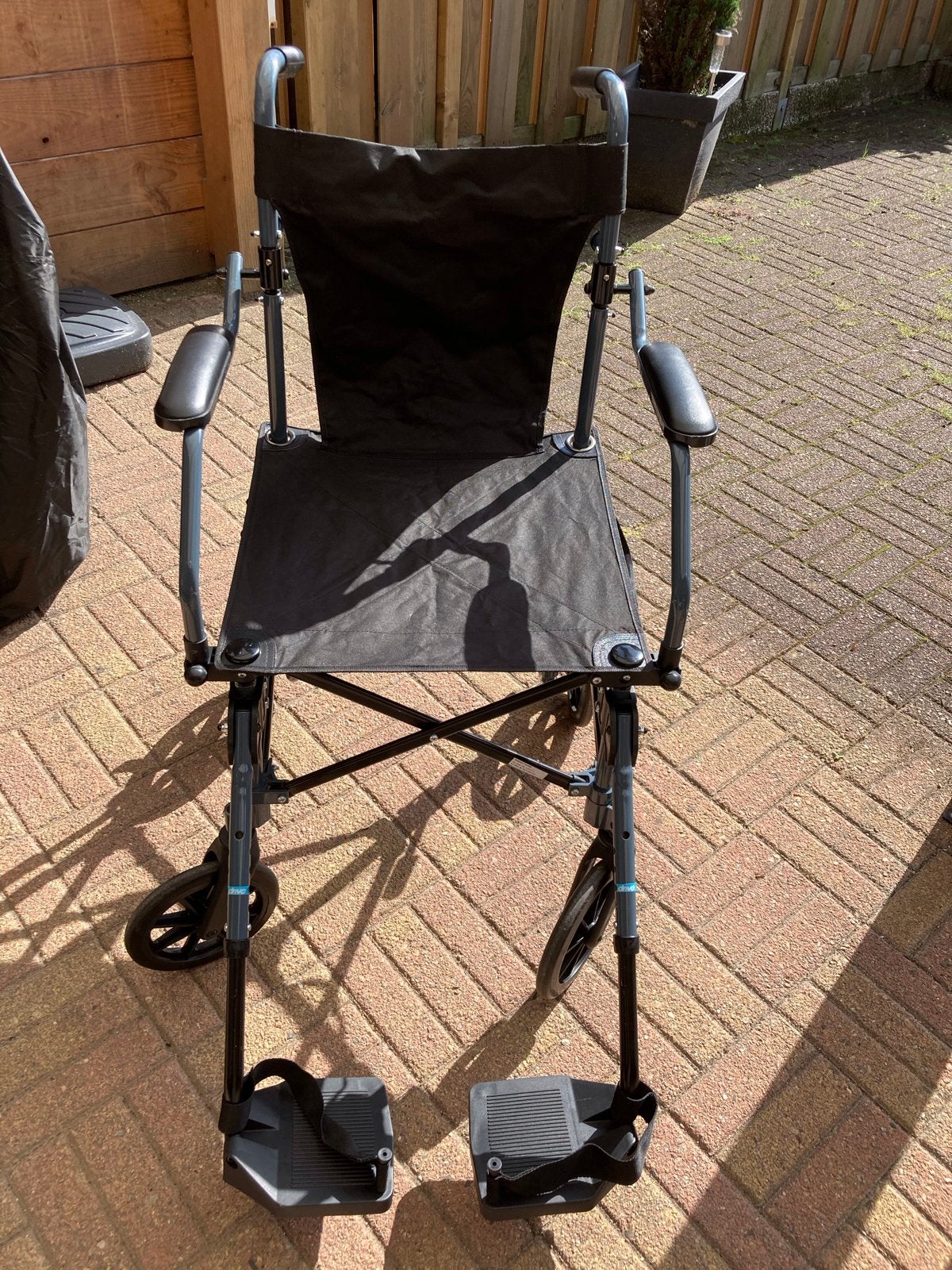 Opvouwbare reis rolstoel, Diversen, Rolstoelen, Ophalen of Verzenden, Duwrolstoel