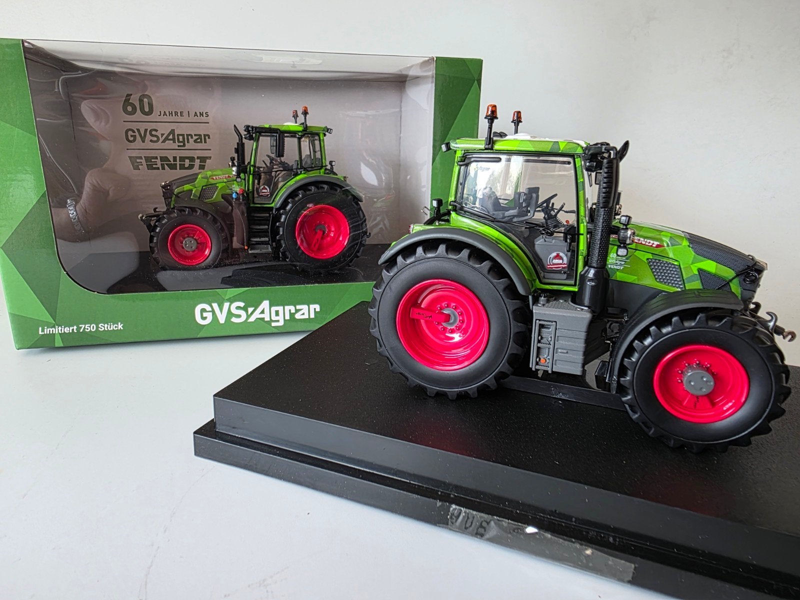 FENDT 620 VARIO 60 JAAR GVS/AGRAR-LIM-ED 750 st, Ophalen of Verzenden, Nieuw, Tractor of Landbouw, Overige merken