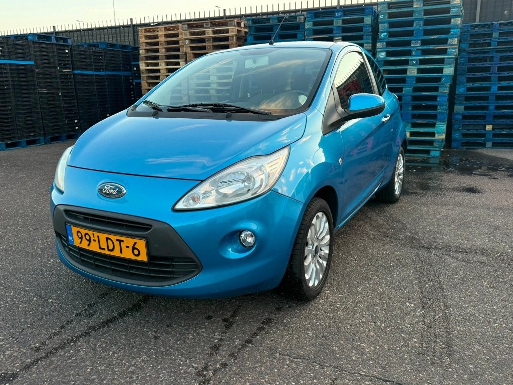ford ka 1.2 titanium1.2 51KW 2010 Blauw new APK, Auto's, Voorwielaandrijving, Euro 5, Stof, 1242 cc
