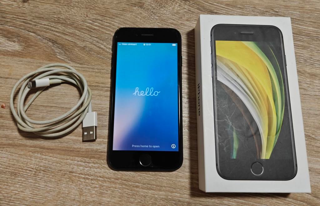 iPhone SE 2020 128GB Zwart - Inclusief Doos, Telecommunicatie, Mobiele telefoons | Apple iPhone, Gebruikt, 128 GB, Zonder abonnement