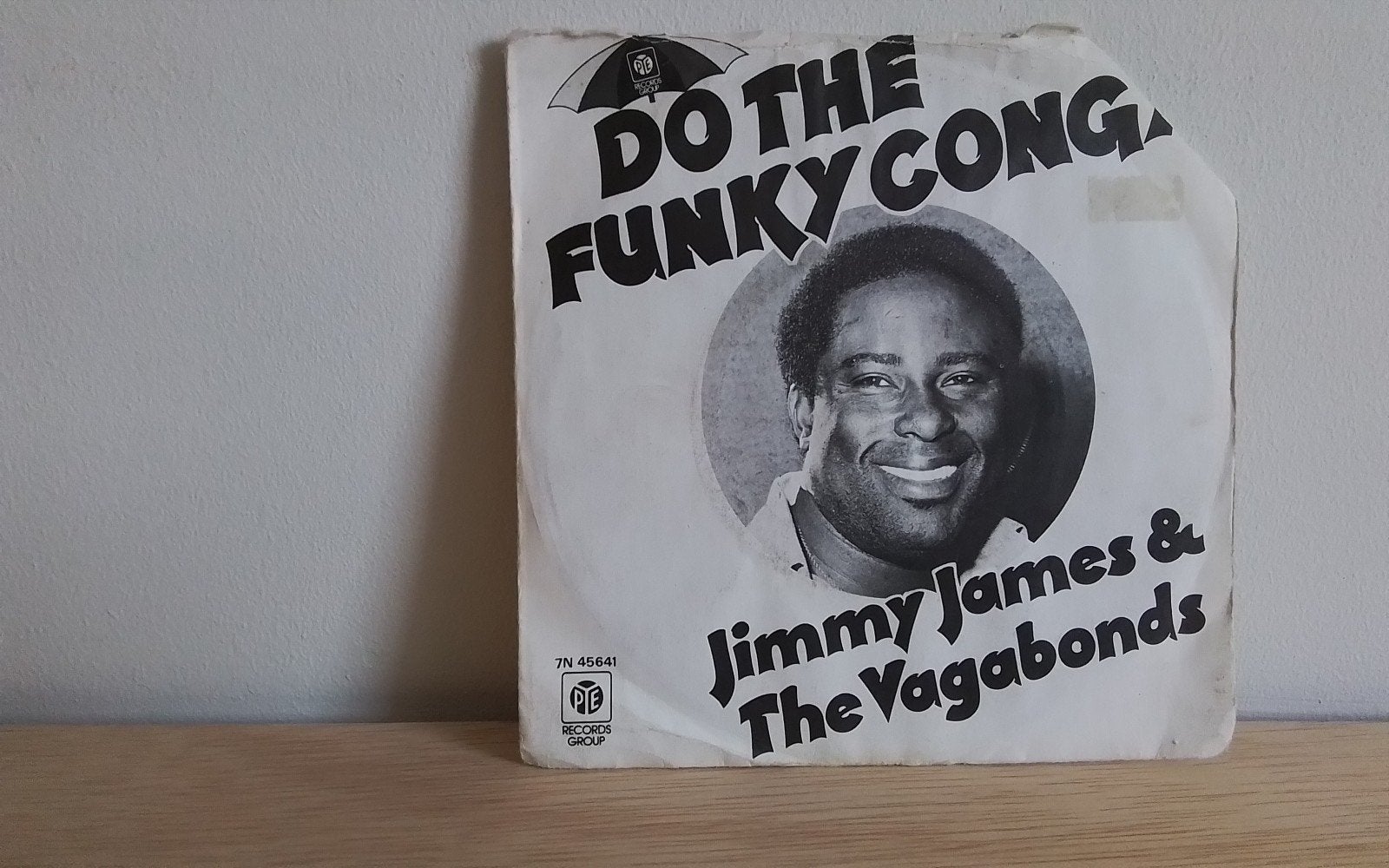 Jimmy James & the Vagabonds - do the funky conga, Ophalen of Verzenden, Gebruikt, Pop