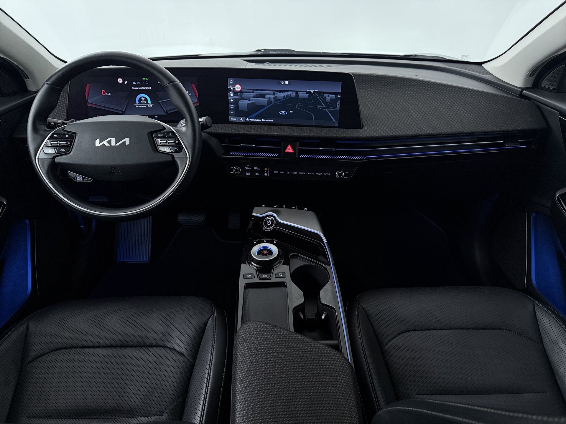 Kia Ev6 Plus 77.4 kWh | Leder | Stoelkoeling & Verwarming |, Auto's, Kia, Automaat, Achterwielaandrijving, Gebruikt, Zwart