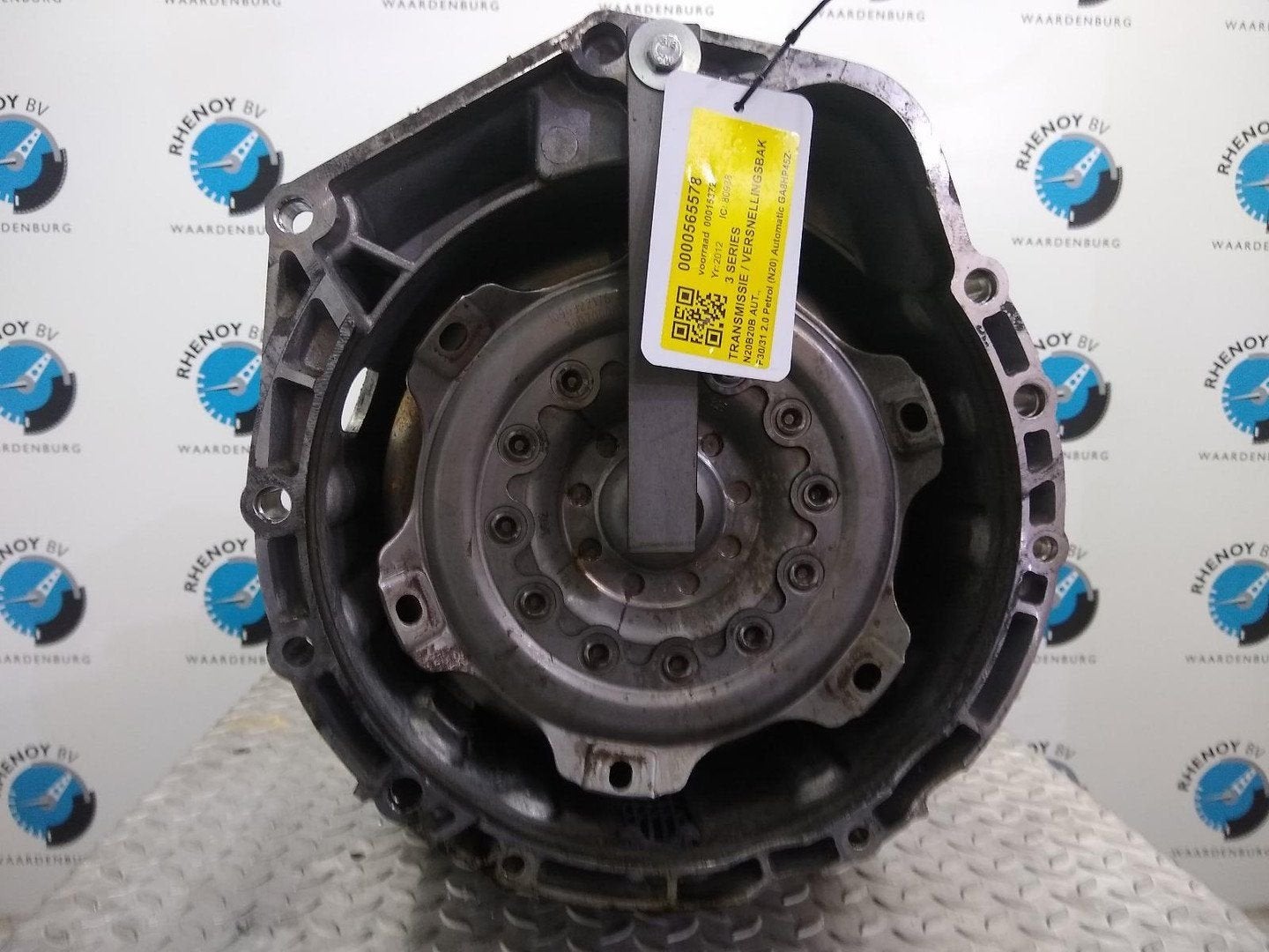 BMW 3 SERIES 320i High Executive  TRANSMISSIE / VERSNELLINGS, Gebruikt, -, -, Ophalen of Verzenden