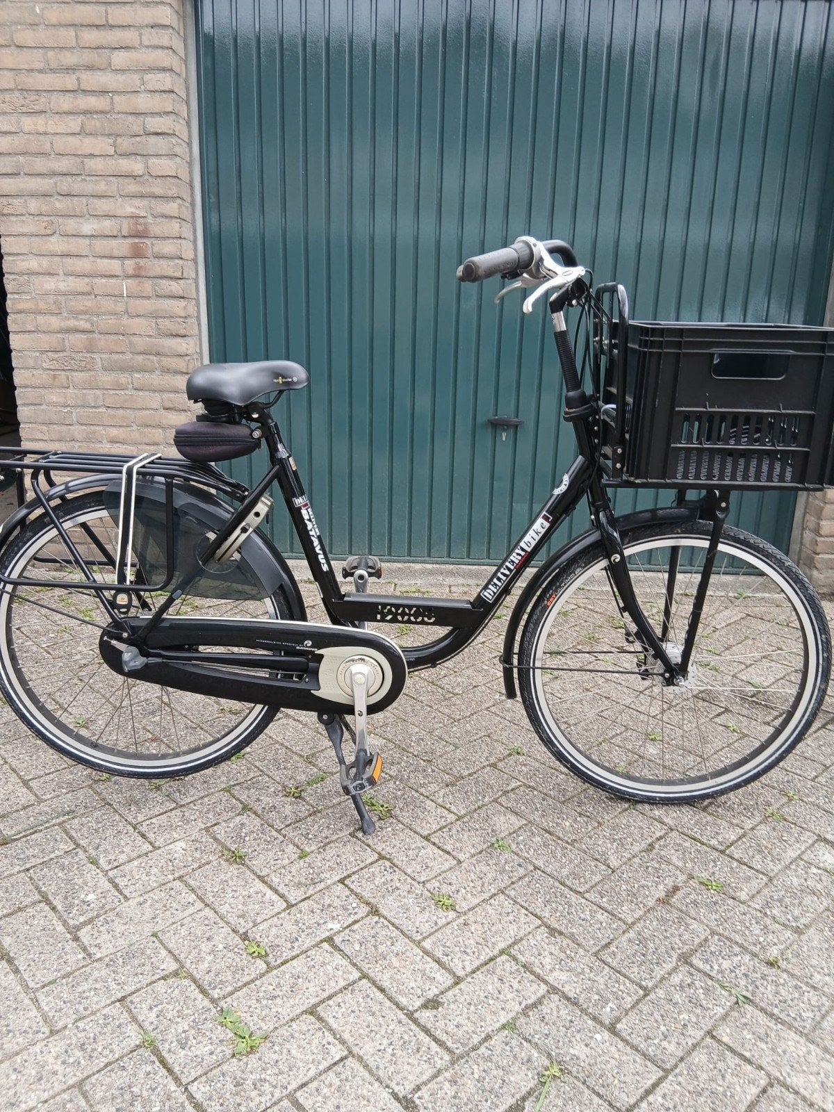 Batavus Damesfiets met lage instap en voordrager