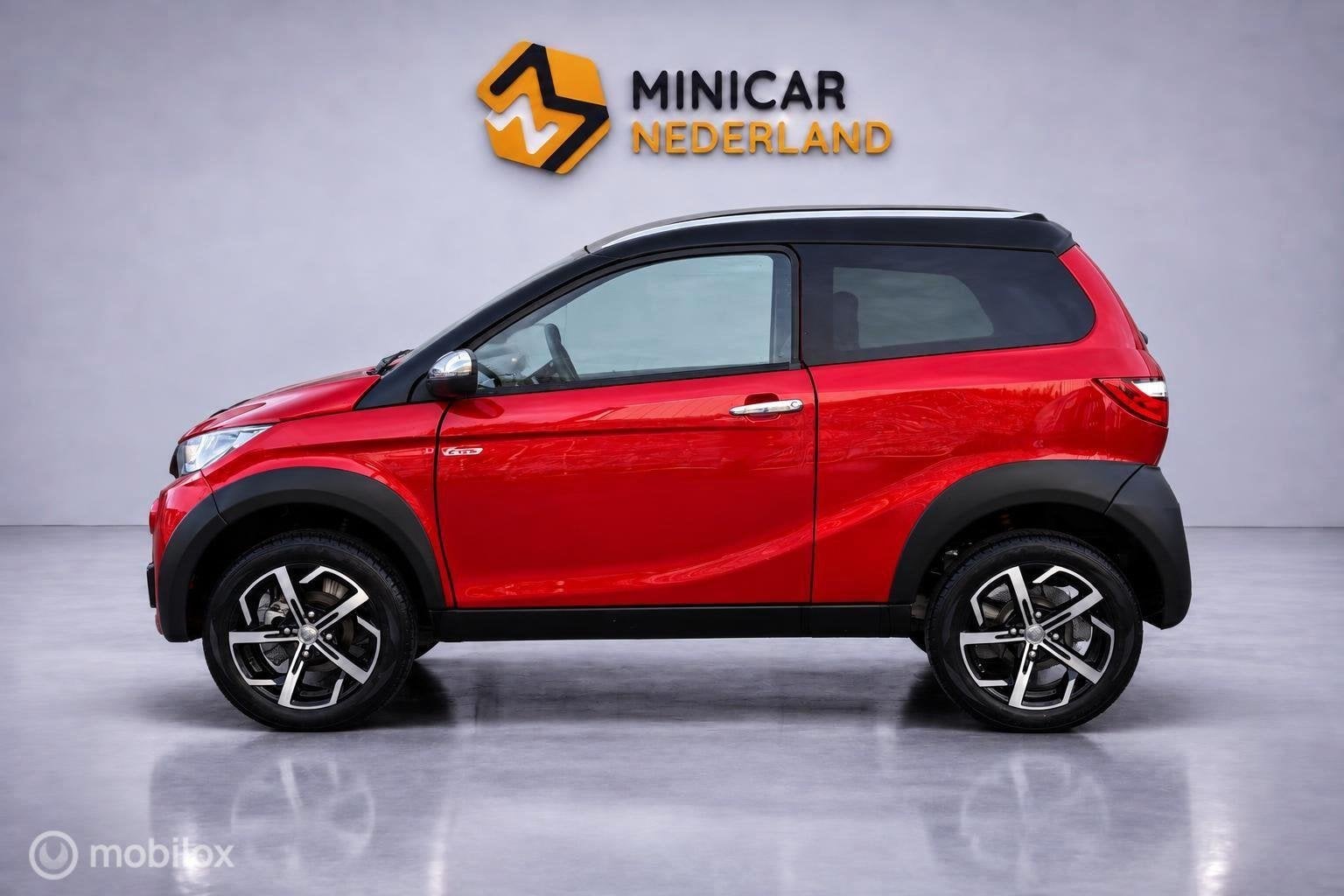 Aixam Crossover Premium 2021 5806km 1j garantie Airco, ABS, Overige merken, Gebruikt, Aixam mega sas, Aixam@aixam-mega.fr