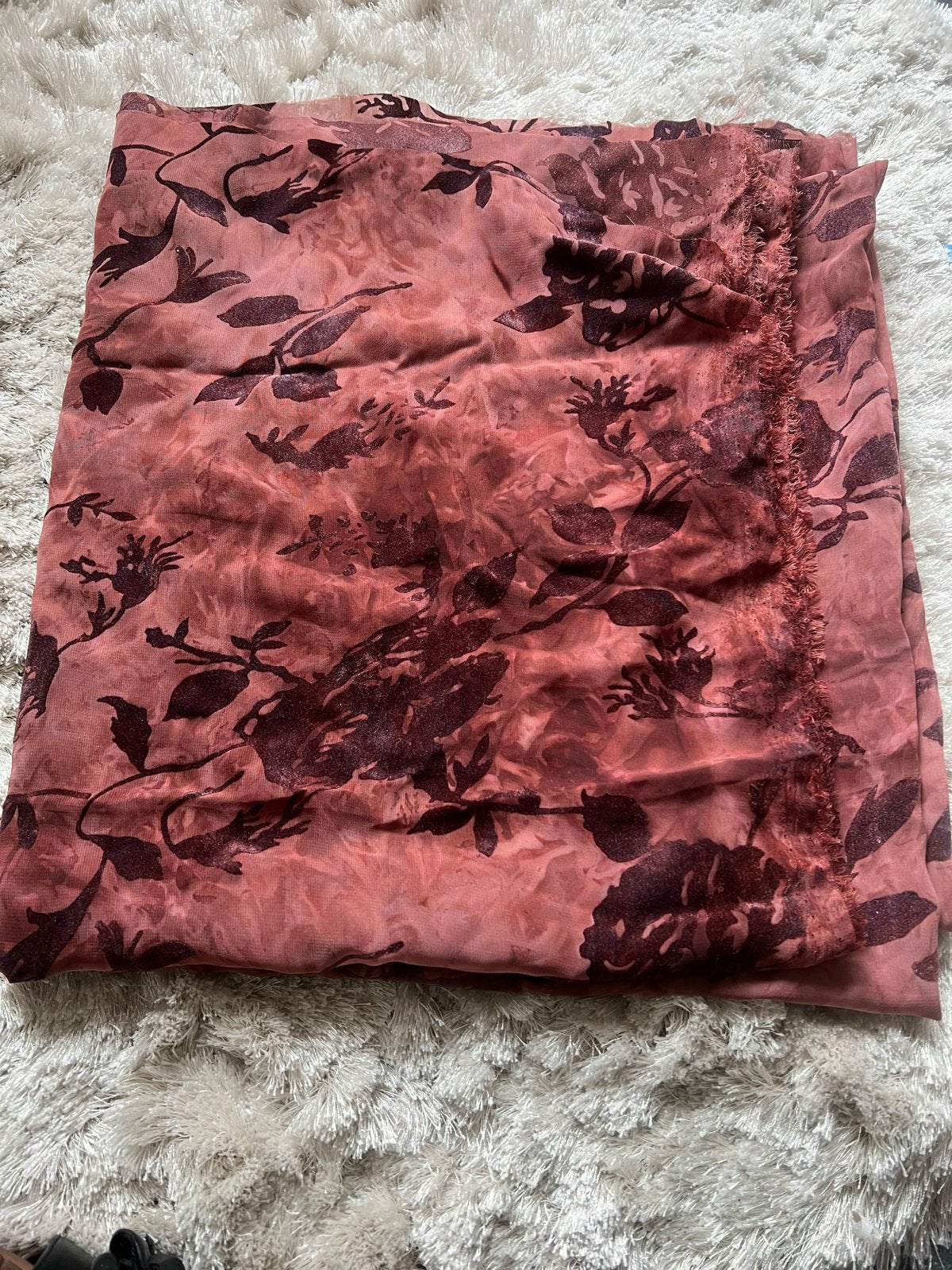 Roze lap stof met bloemenprint, Verzenden, 120 cm of meer, Nieuw, Roze