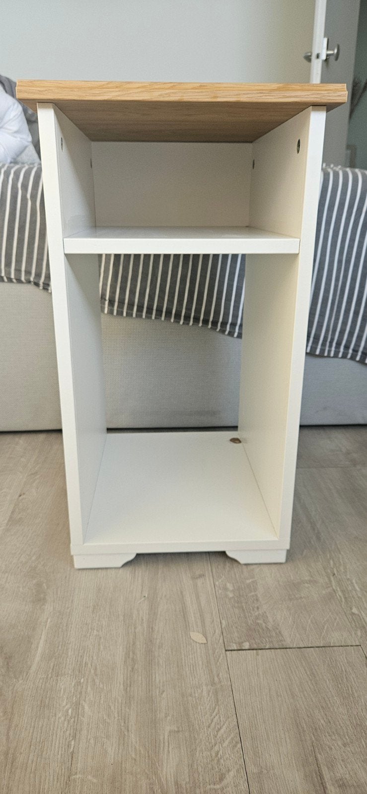 Ikea bijzet kastje, Ophalen, Minder dan 45 cm