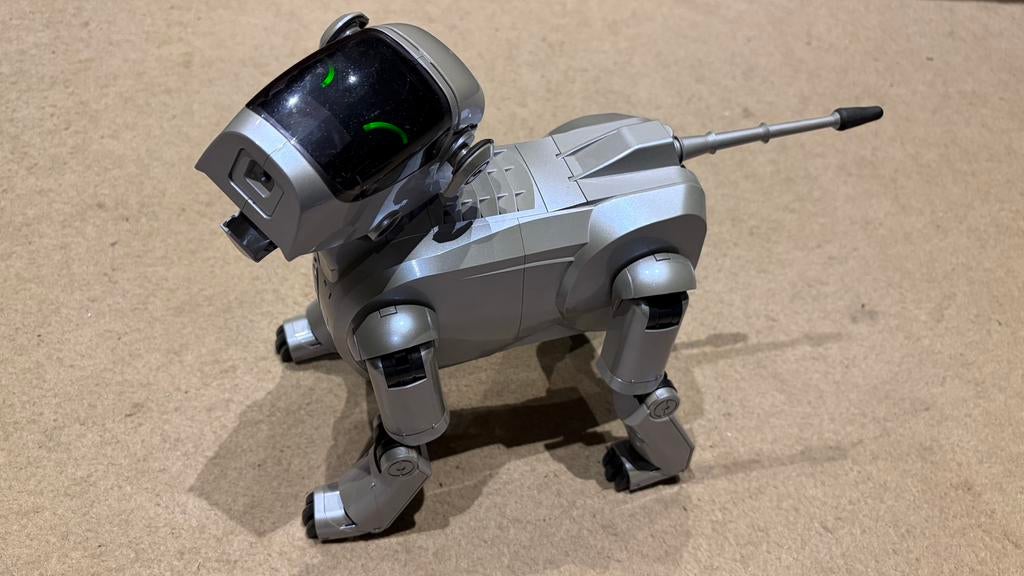 Sony Aibo ERS-111, Spelcomputers en Games, Spelcomputers | Overige, Ophalen of Verzenden, Gebruikt