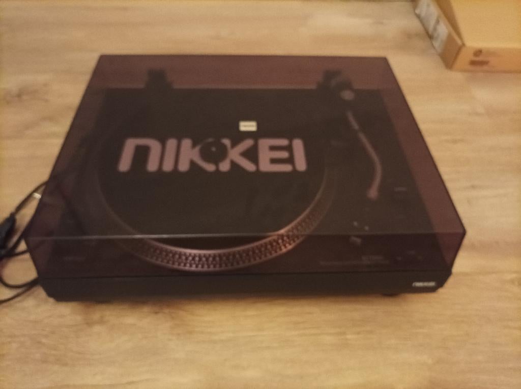 Mooie praktisch nieuwe Platenspeler Nikkei, Audio, Tv en Foto, Platenspelers, Zo goed als nieuw, USB-aansluiting, Platenspeler