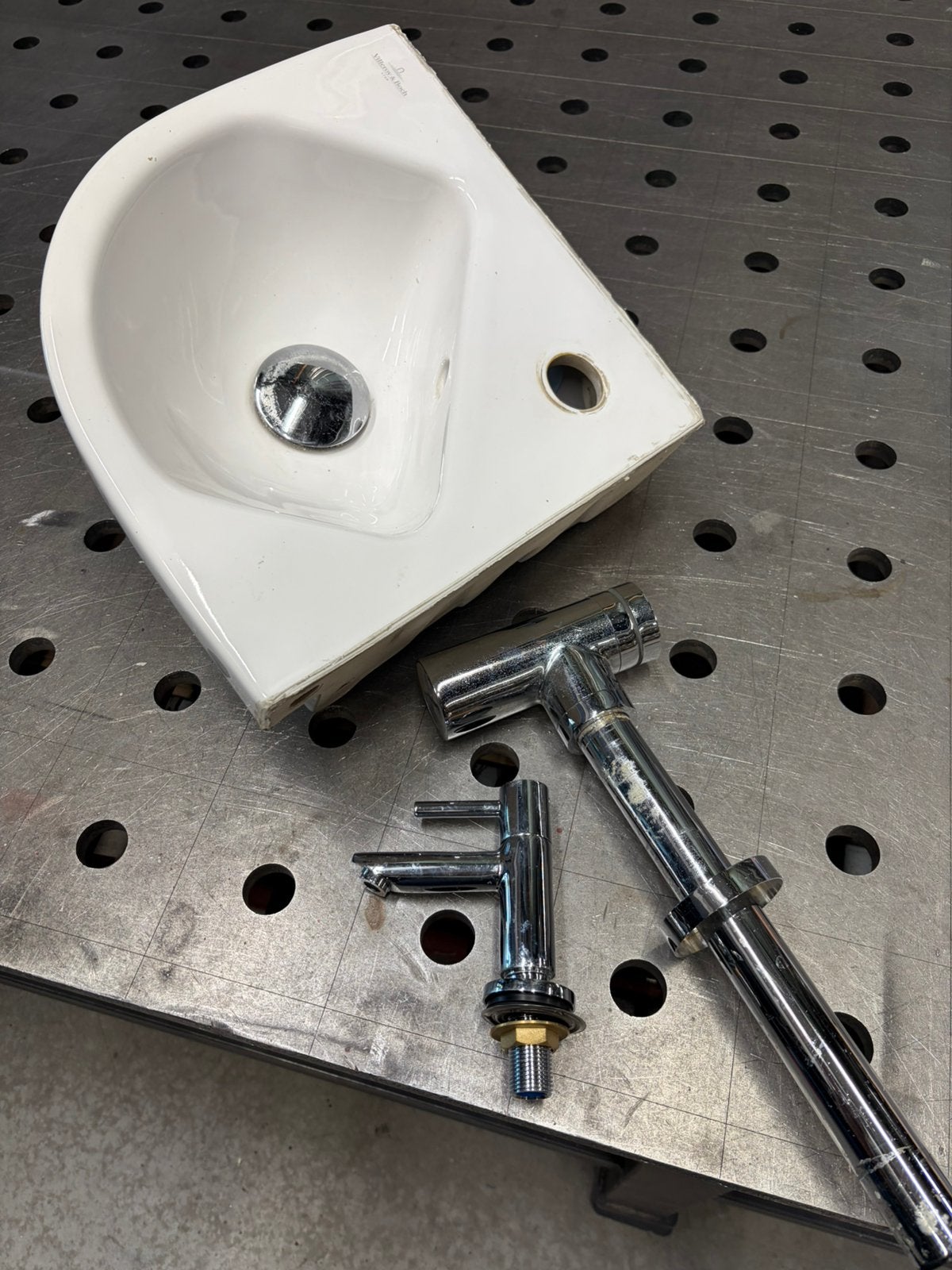 Toilet fontijntje compleet, Huis en Inrichting, Badkamer | Badkamermeubels, Minder dan 50 cm, Ophalen of Verzenden, Zo goed als nieuw