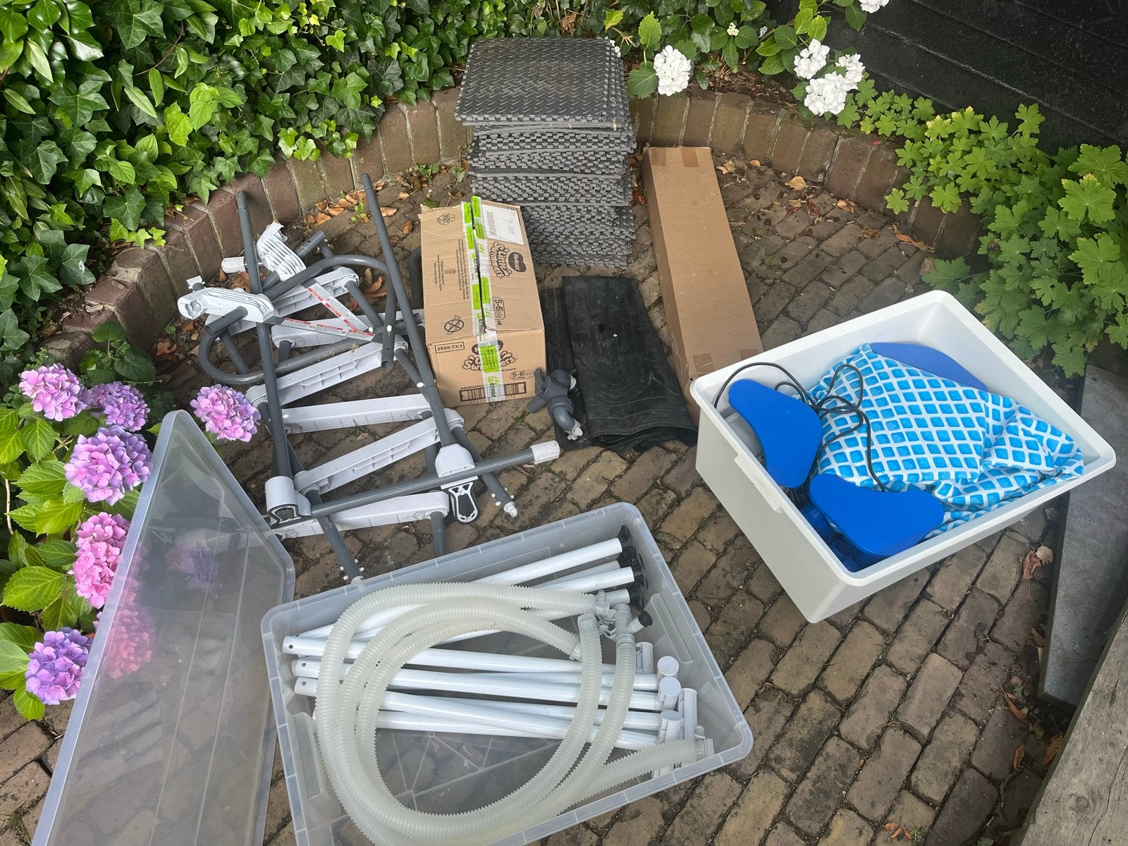 Intex Metal Frame Zwembad Compleet (300x200 cm), Ophalen, Gebruikt, Opzetzwembad, 200 tot 400 cm