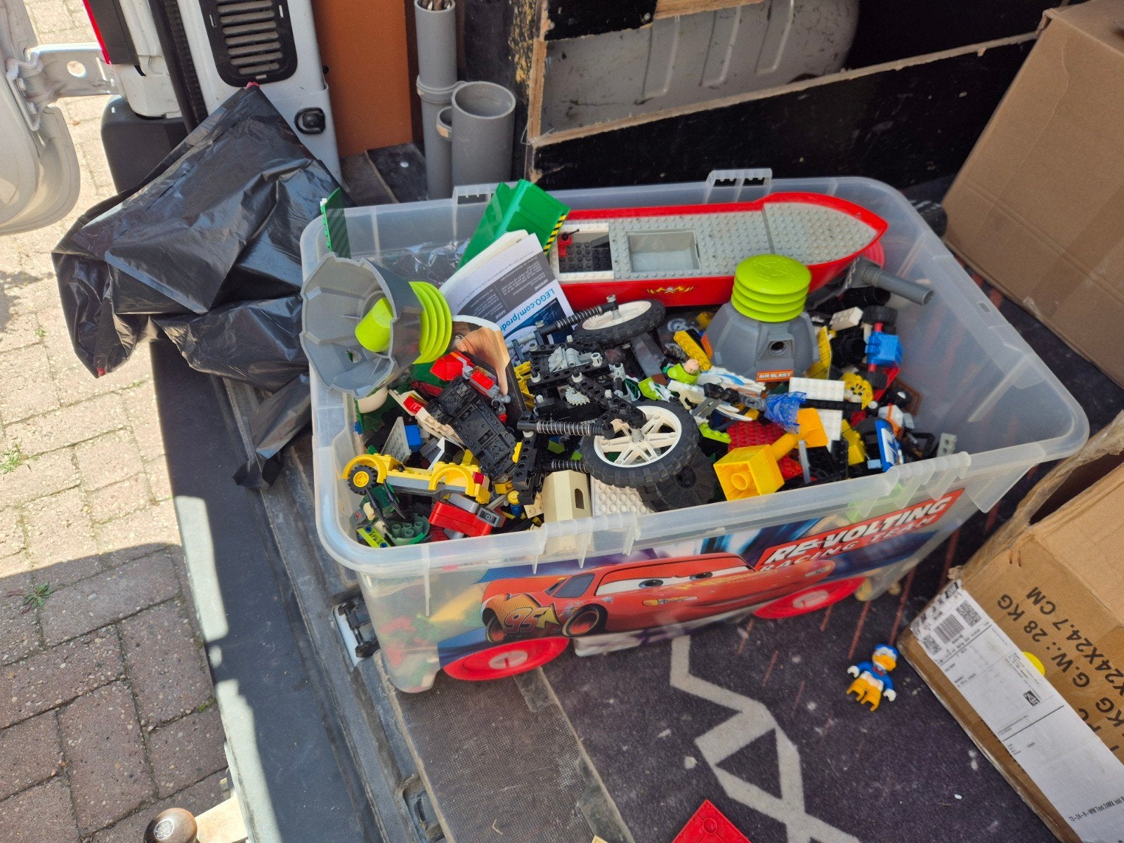 Grote partij oude en nieuwe LEGO (geen sets), Ophalen