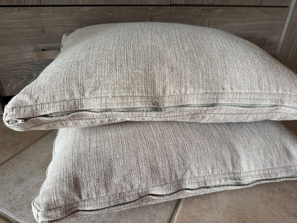 Twee prachtige stevige IKEA kussens in jute look 58x43cm, Huis en Inrichting, Ophalen, Gebruikt, Beige, IKEA
