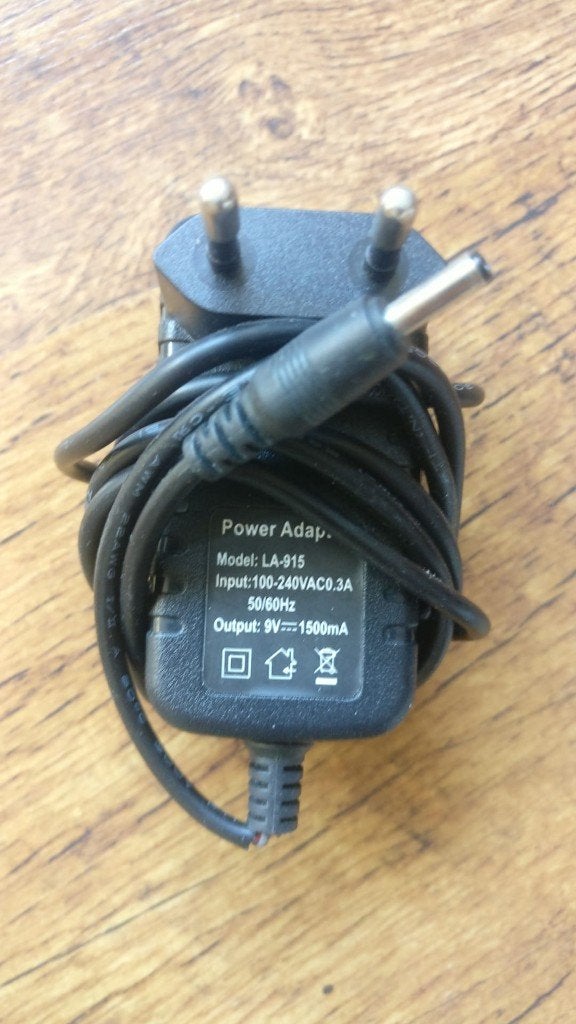AC/DC switching adaptor stroomadapter LA-915 9V 1.5A 1500mA, Ophalen of Verzenden, Gebruikt
