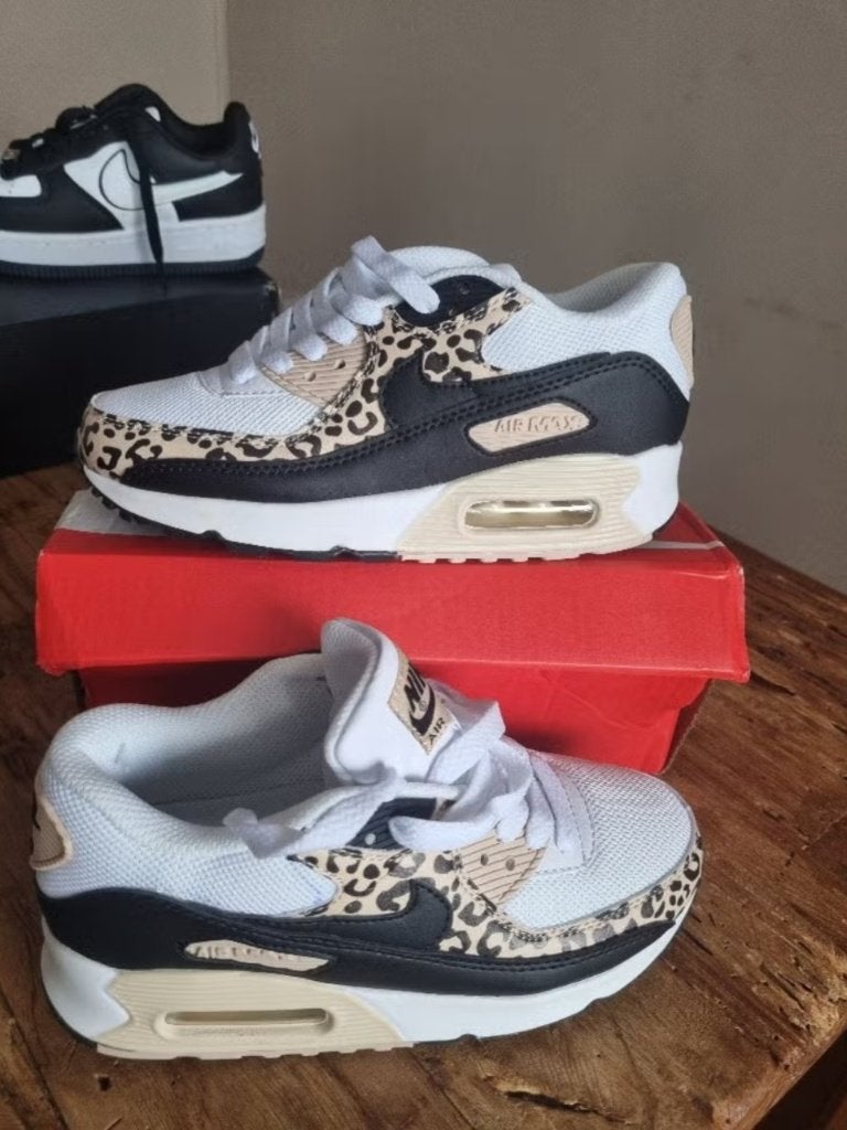 Sneakers nike 36, Kleding | Dames, Schoenen, Ophalen of Verzenden, Zo goed als nieuw, Sneakers of Gympen