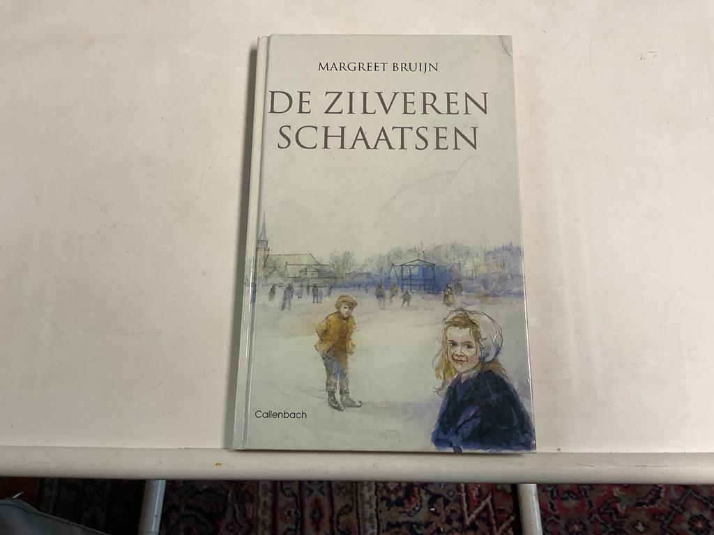 De Zilveren Schaatsen - Margreet Bruijn (Callenbach), Ophalen of Verzenden, Gelezen, Fictie algemeen