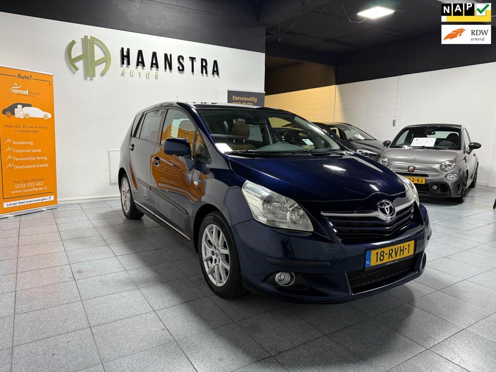 Toyota Verso 1.8 VVT-i Dynamic Business Navi Pano-dak leder, Euro 5, 450 kg, Gebruikt, 4 cilinders