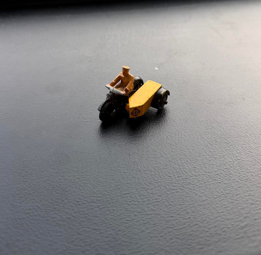 DINKY TOYS 44B 272 MOTOR CYCLE - DUTCH ANWB, Ophalen of Verzenden, Gebruikt, Auto, Dinky Toys