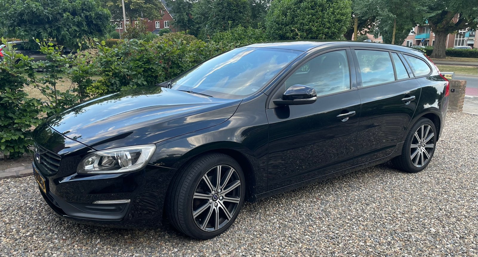 Volvo V60 D4 181pk Start/stop 2015 Zwart, Auto's, Voorwielaandrijving, Stof, 1750 kg, 4 cilinders