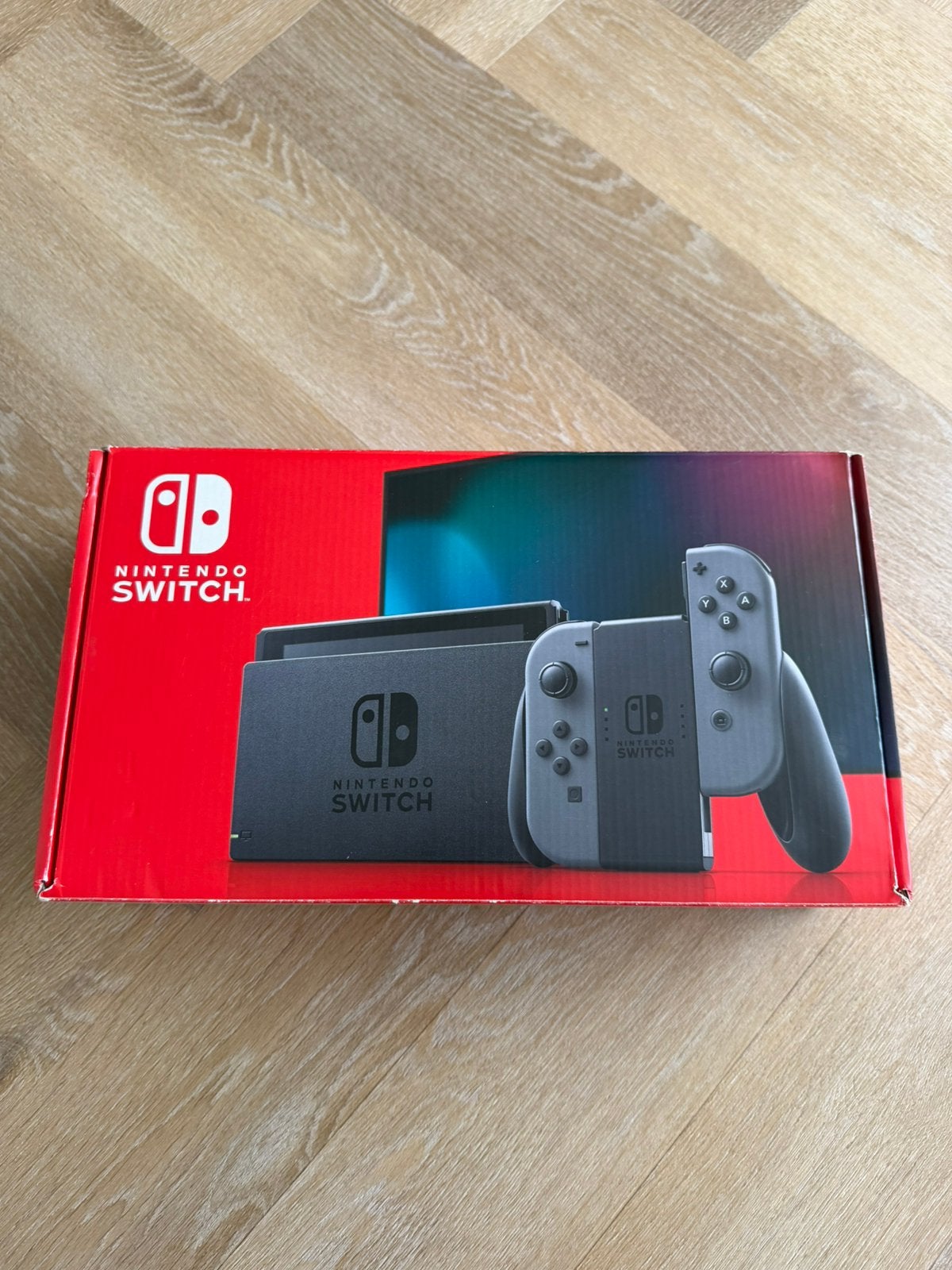 Nintendo switch v2 grijs met doos, Ophalen, Zo goed als nieuw, Met 2 controllers, Switch 2019 Upgrade
