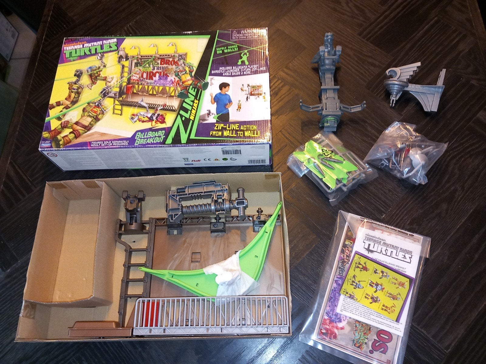 TMNT Z-Line Ninjas Billboard Breakout Speelset, 6100 Bandini Blvd, Commerce, CA 90040, USA, Playmates Toys, Ophalen of Verzenden