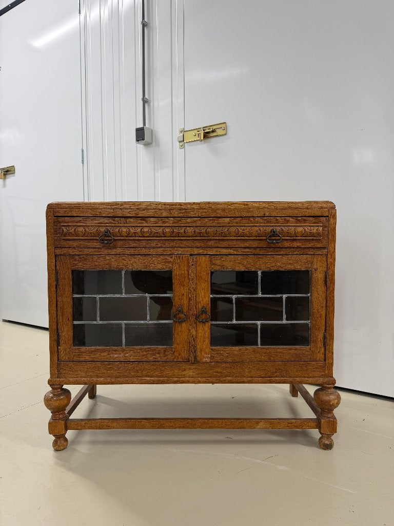 Loodglas dressoir antiek, 50 tot 100 cm, Zo goed als nieuw, 25 tot 50 cm, Met deur(en)