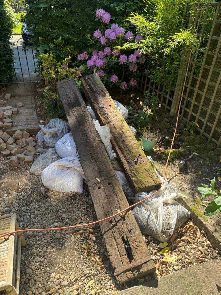 GRATIS afhalen: eiken tuin bielzen, 260 en 180 cm lang, Gebruikt, 250 tot 300 cm, 50 mm of meer, Balk