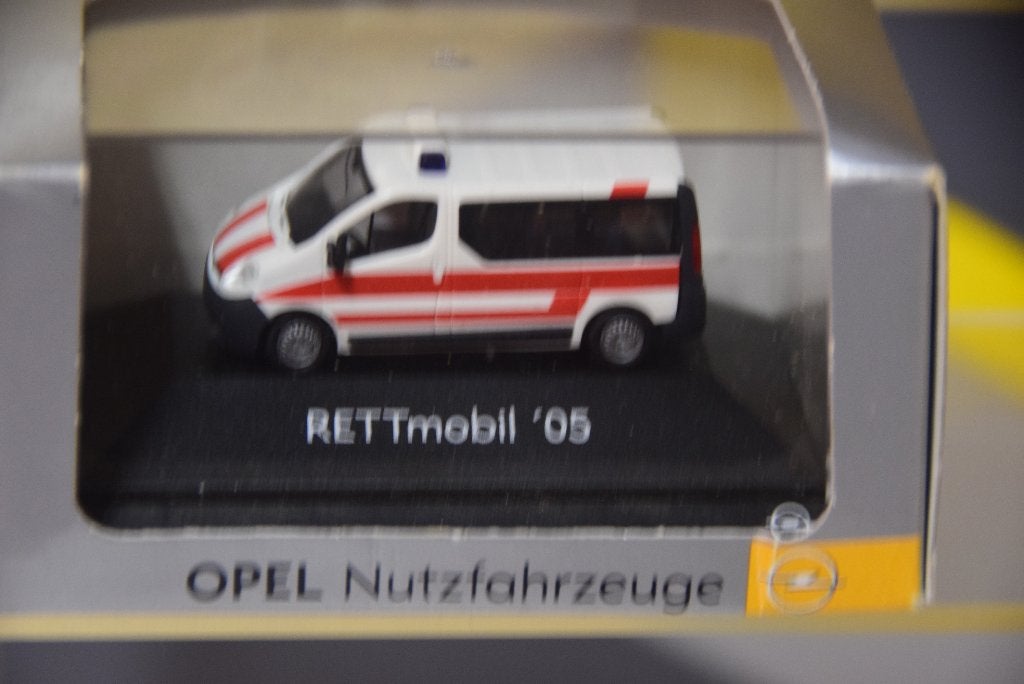 opel vivaro  rettmobil, Hobby en Vrije tijd, Ophalen of Verzenden, Nieuw, Auto