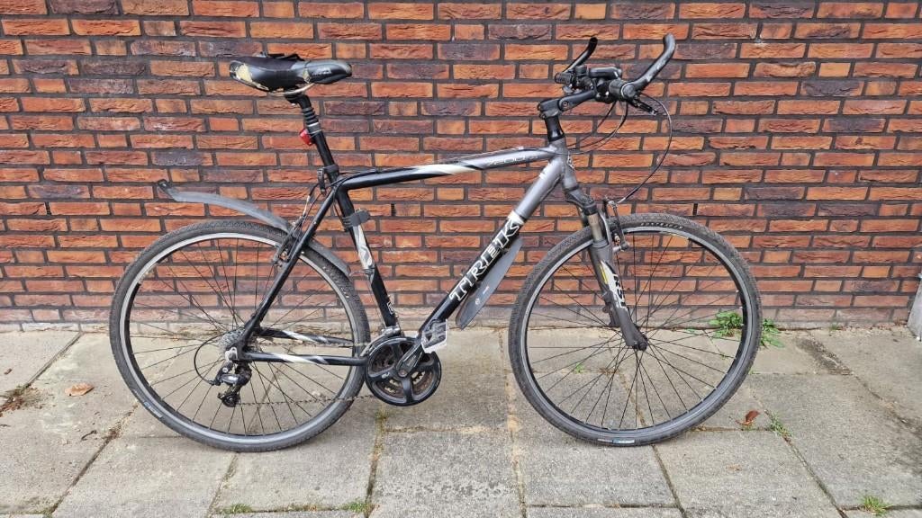 Trek 7200 FX Citybike – lichte en snelle hybride citybike, Fietsen en Brommers, Gebruikt, Velgrem, Versnellingen, 61 tot 65 cm