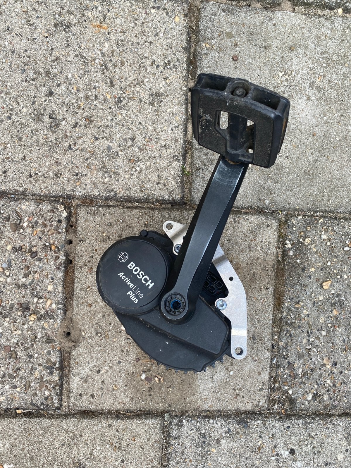 Bosch Active Line Plus motor met crankstel en pedalen, Elektrische fiets, Gebruikt, Ophalen of Verzenden, Motor