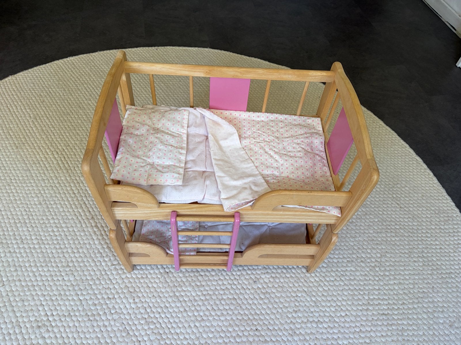 Poppen stapelbed, Kinderen en Baby's, Speelgoed | Poppen, Ophalen, Gebruikt, Babypop