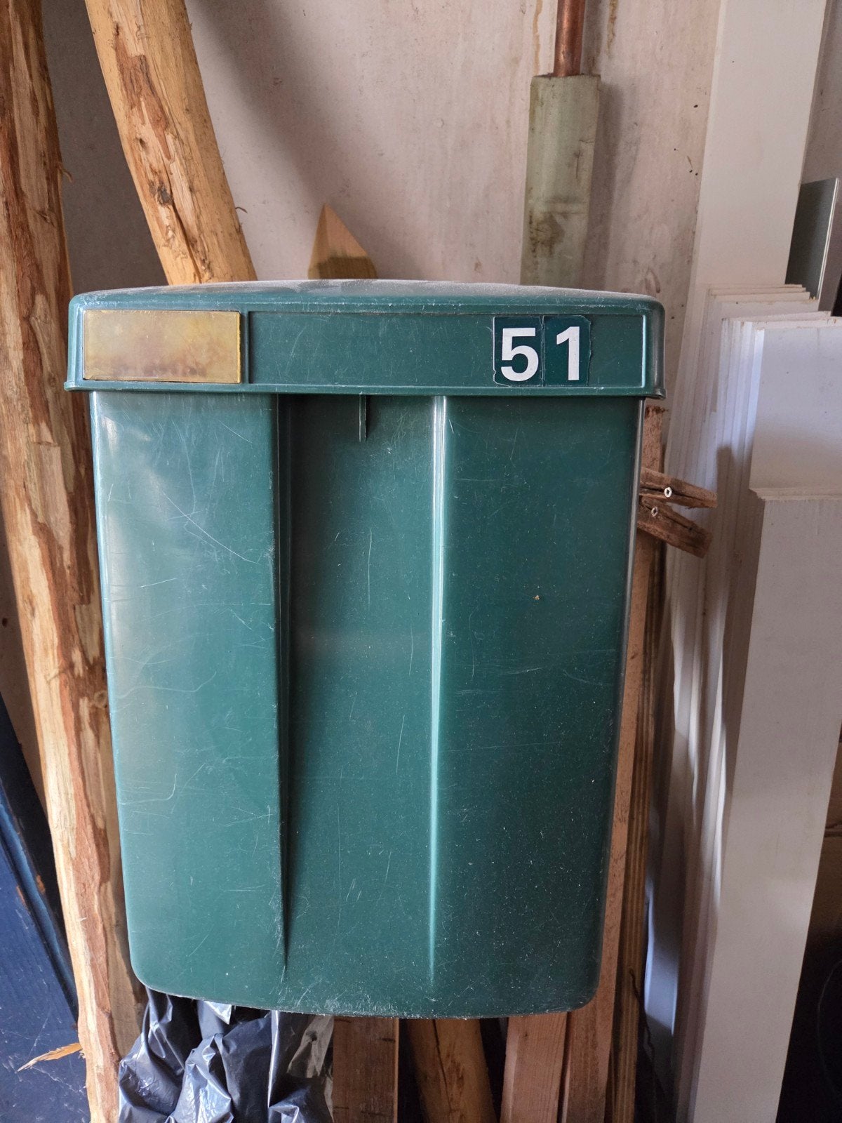 Groene brievenbus, kunstof, Tuin en Terras, Brievenbussen, Ophalen of Verzenden, Gebruikt, Kunststof, Wandbrievenbus