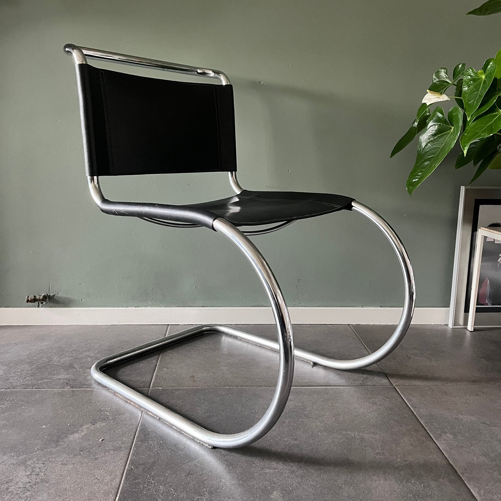 Thonet MR10 door Mies van der Rohe jaren 60 70, Ophalen, Bauhaus, Mies van der Rohe, Zwart